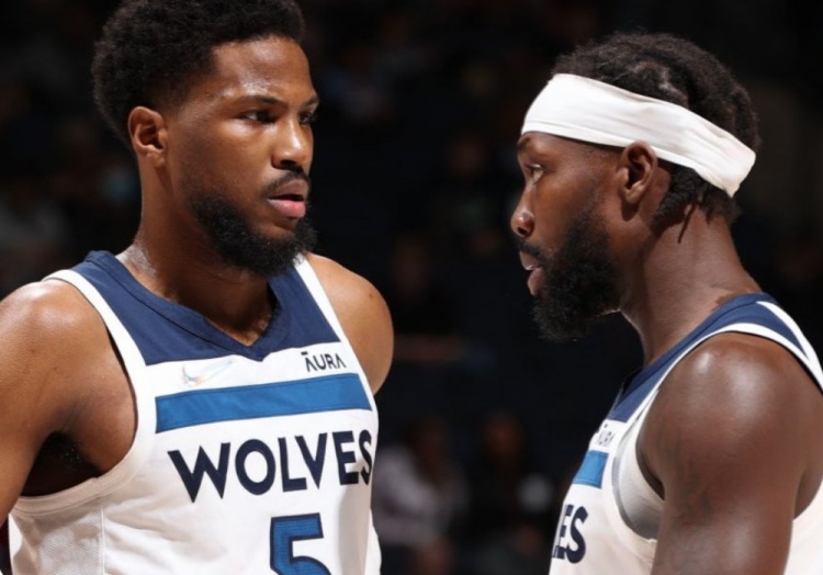 出球启动方 出球启动方