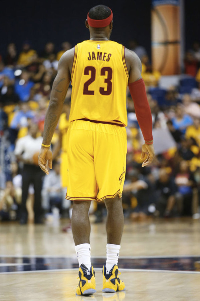 然引入本队 然引入本队